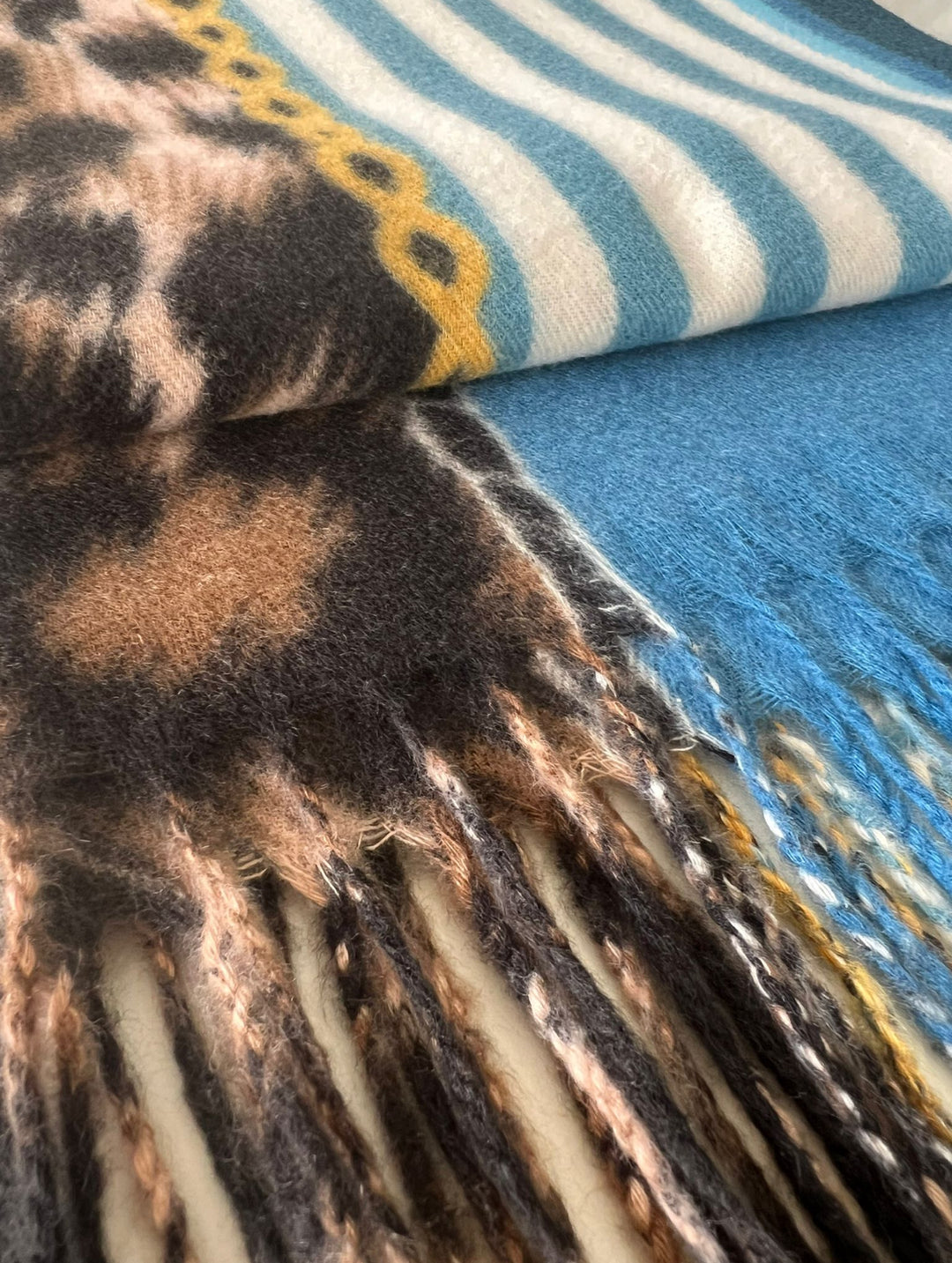 LEOPARD PRINT &amp; STRIPE TASSEL SCARF