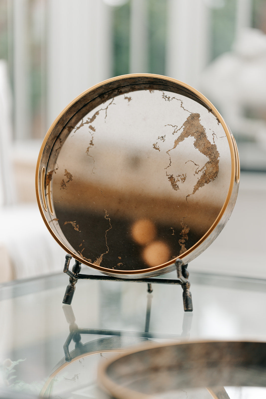 Marble Effect Mirrored Tray – Round Decorative Coffee Table &amp; Vanity Tray