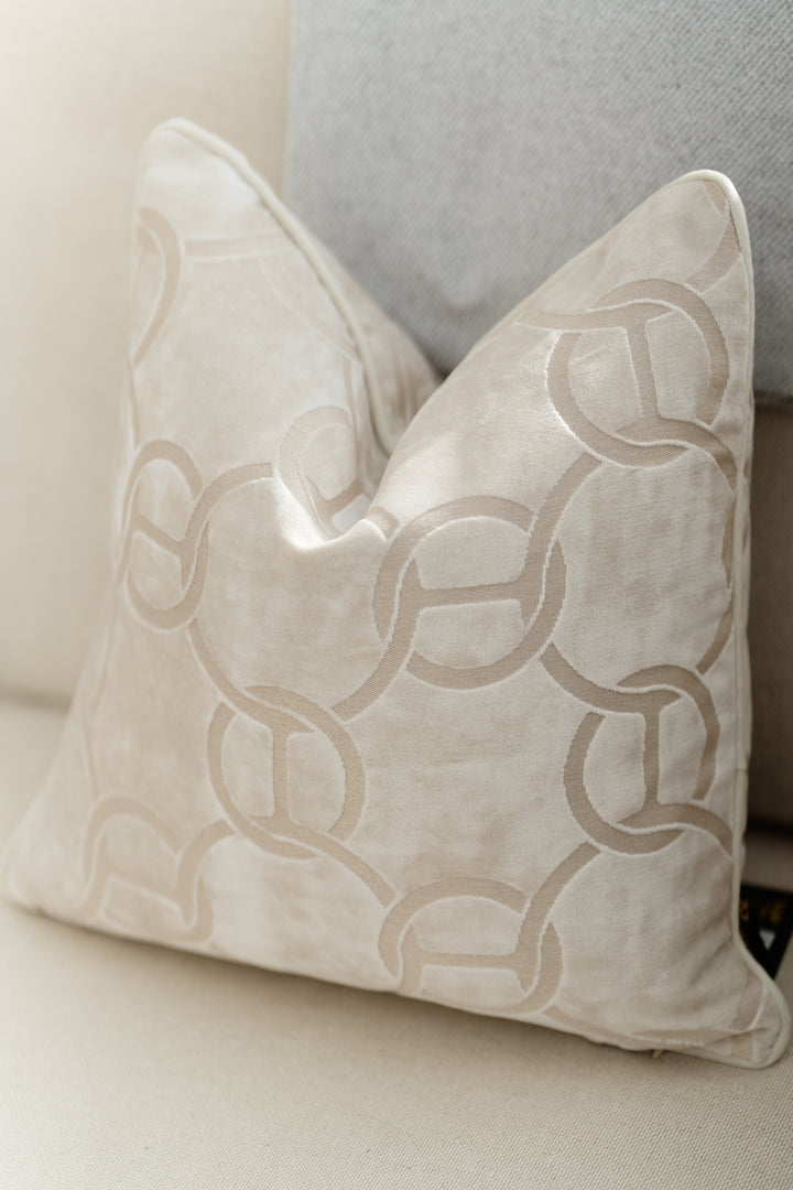 Hookup Ivory Cushion