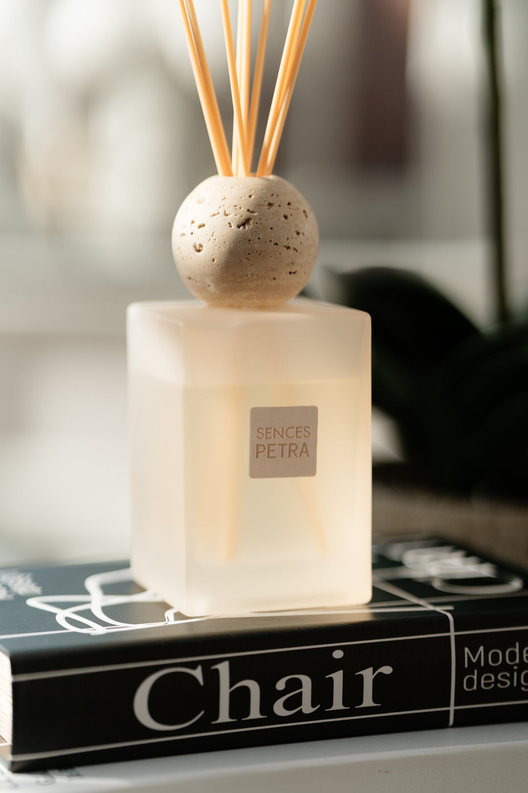 Sences Petra Large Reed Diffuser with Travertine Ball Top