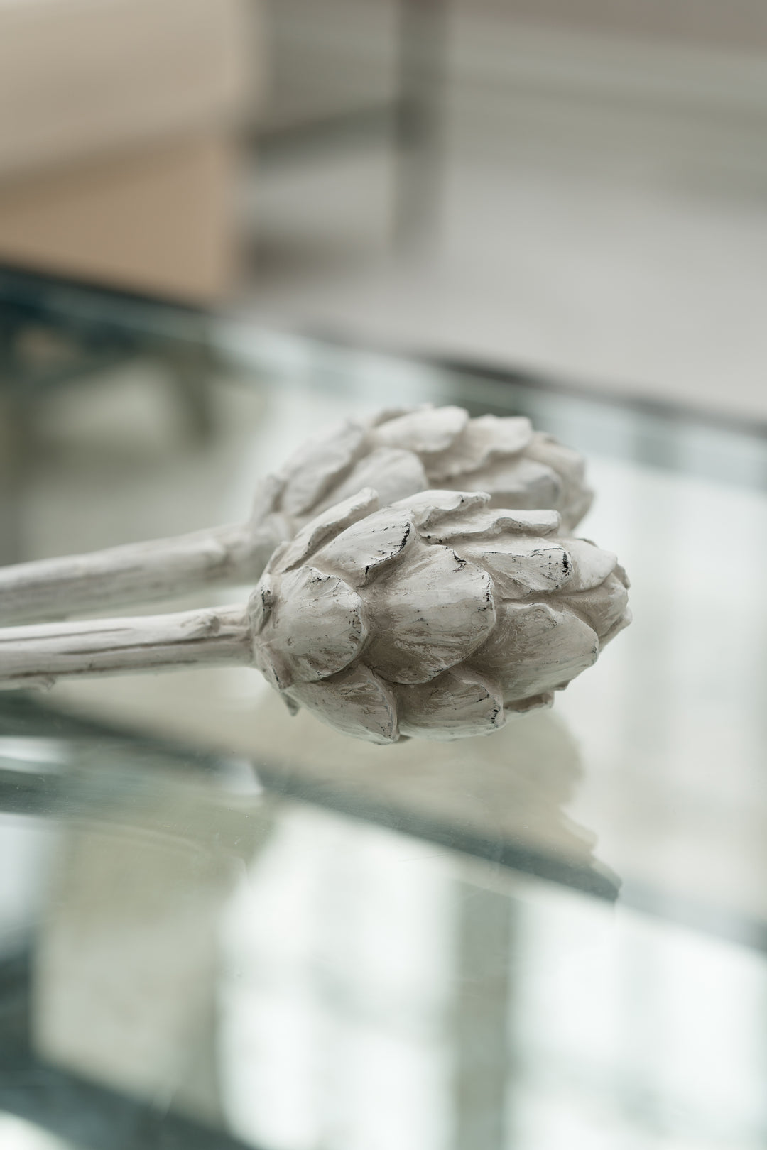 Antique White Artichoke Decoration