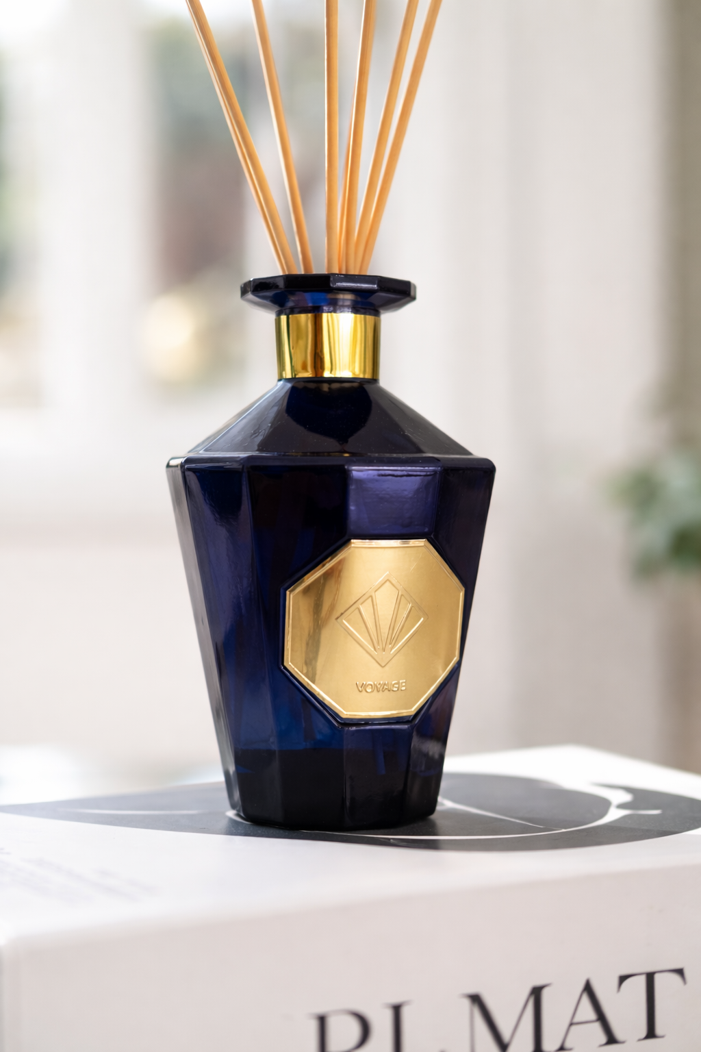 Iconic Collection Diffusers Voyage Iconic Reed Diffuser – Norfolk Luxury Lifestyle