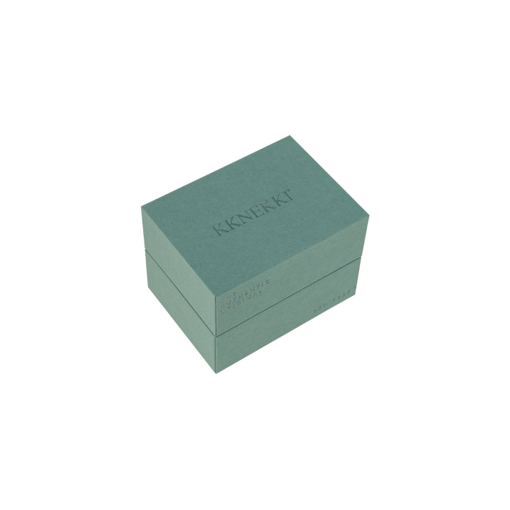 GIFTBOX • HOLDS 10 KKNEKKI